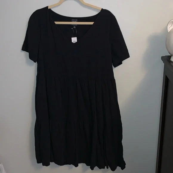 gap crinkle gauze tiered mini dress NWT GAP Crinkle Gauze Tiered Mini Dress Large Petite L Black Cotton Summer Cute